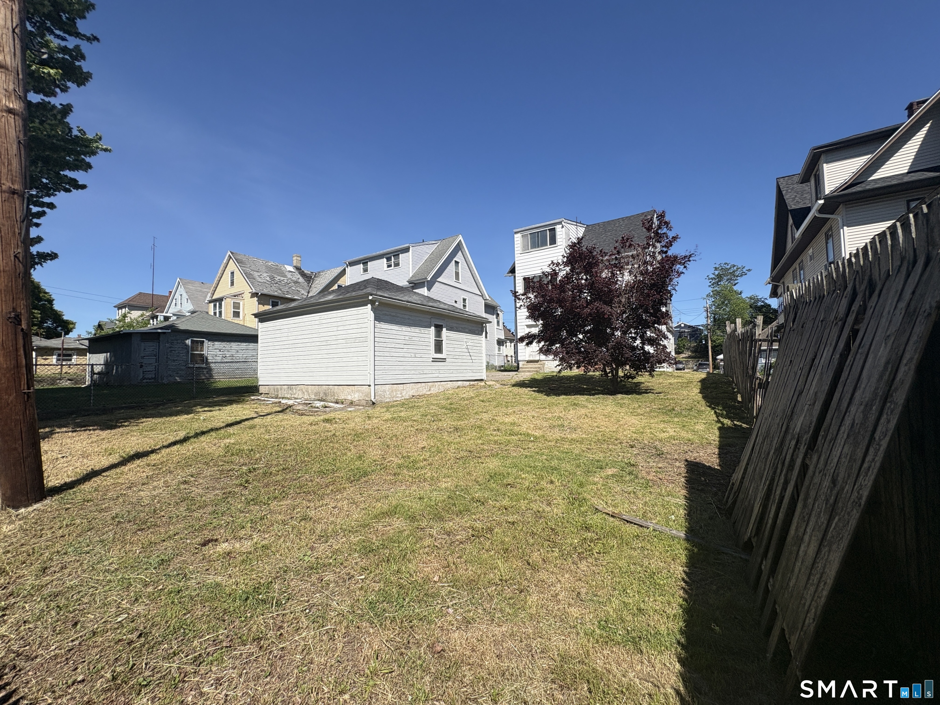 231 Goddard 2nd Floor Avenue Property Photo 12