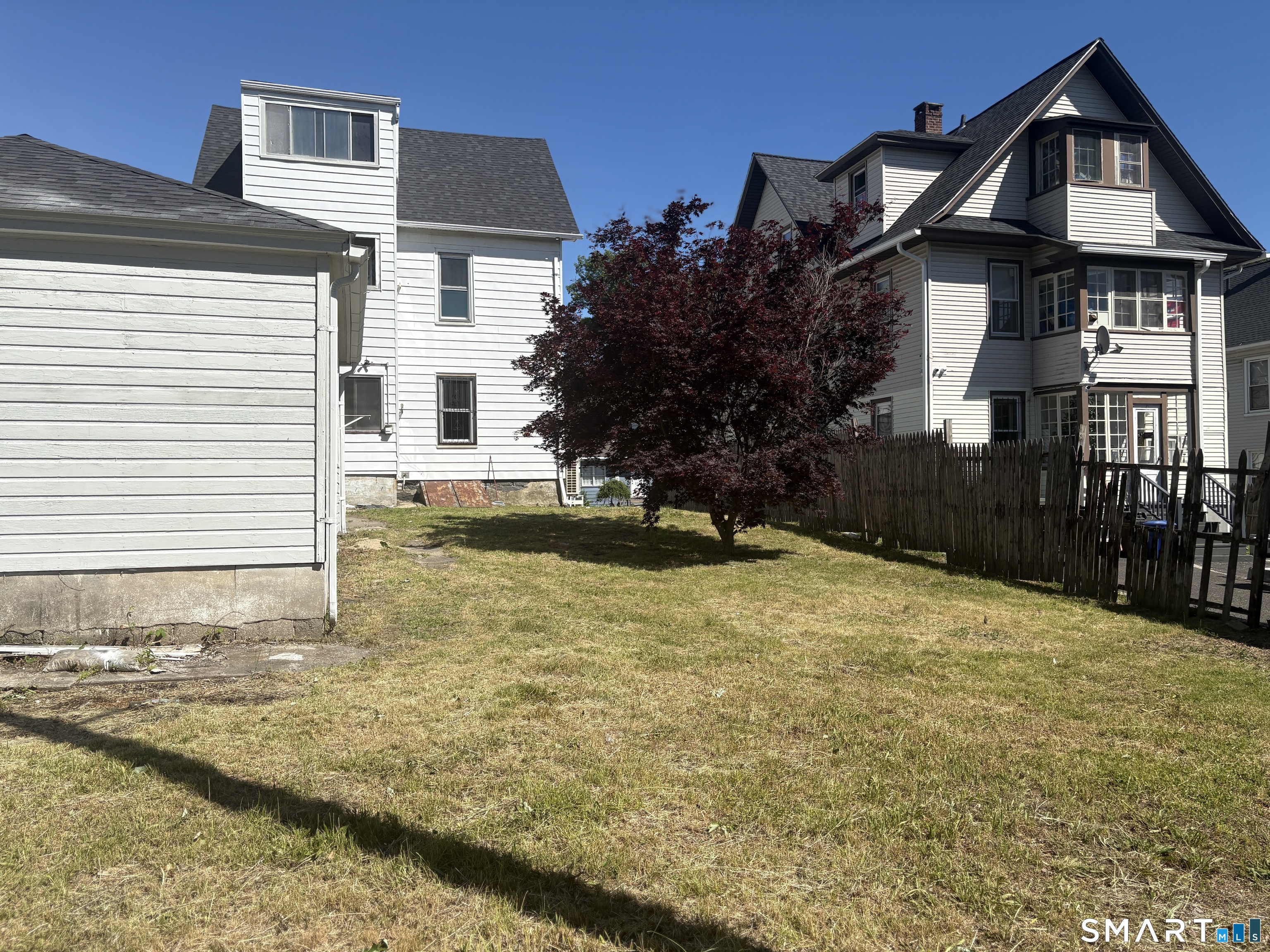 231 Goddard 2nd Floor Avenue Property Photo 13