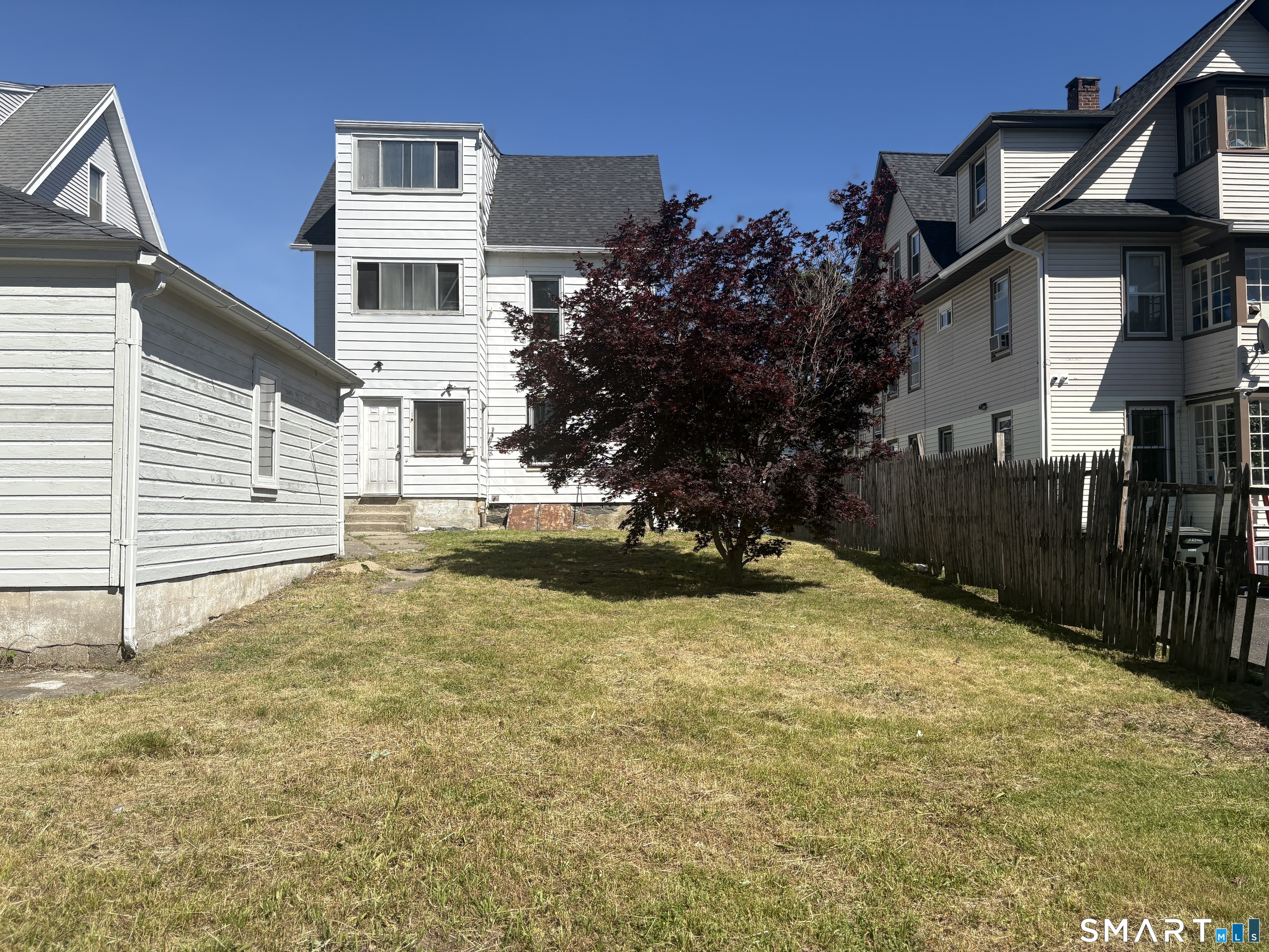 231 Goddard 2nd Floor Avenue Property Photo 14
