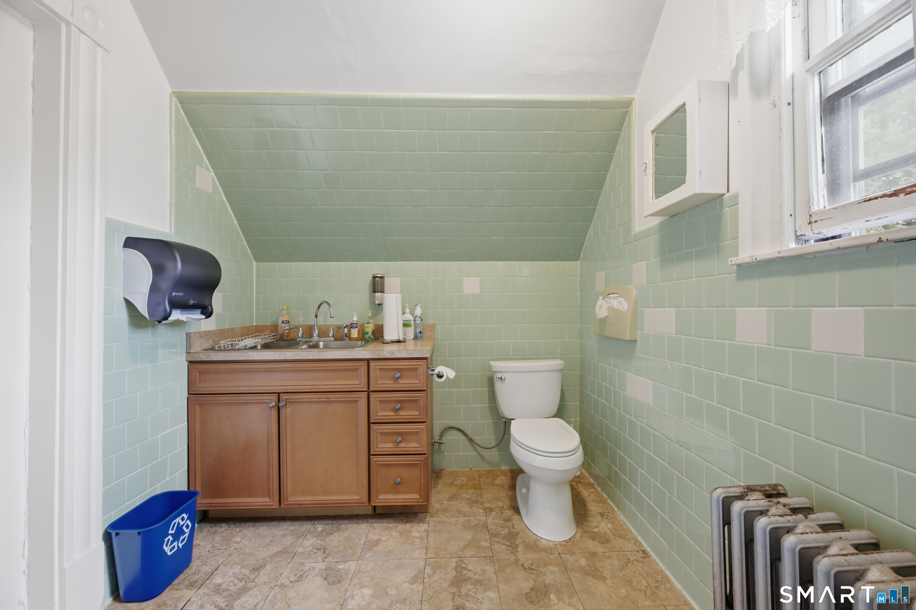 1 Sylvandale Road Property Photo 20