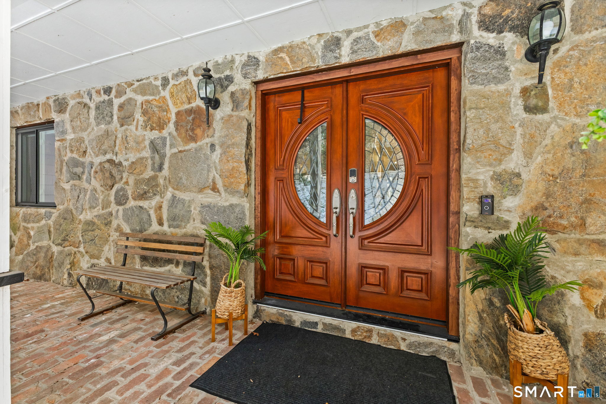 299 Redding Road Property Photo 5
