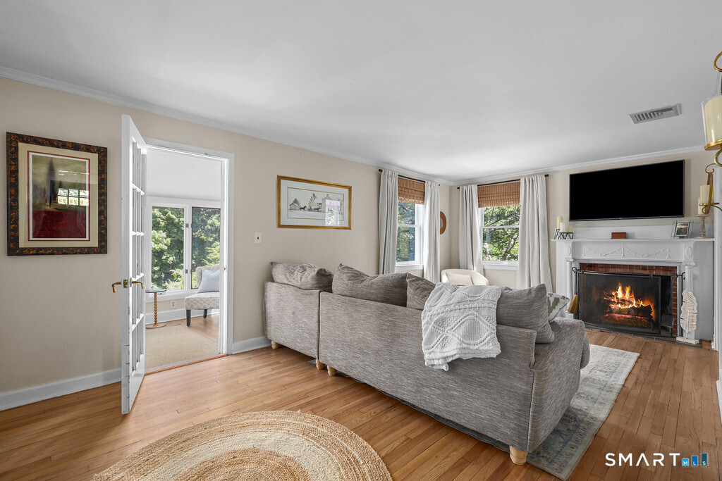 24 Island Hill Avenue Property Photo 3