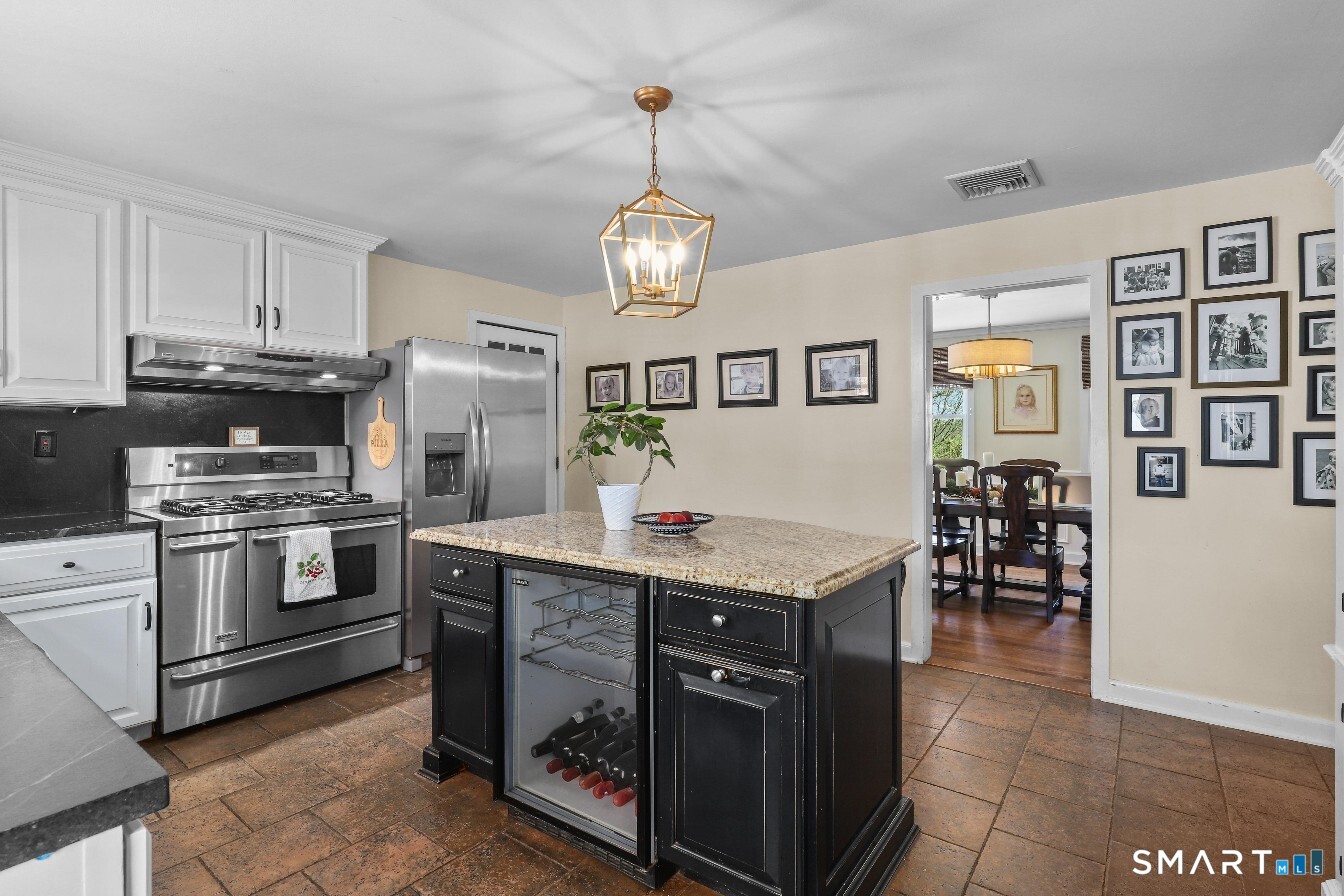 24 Island Hill Avenue Property Photo 10
