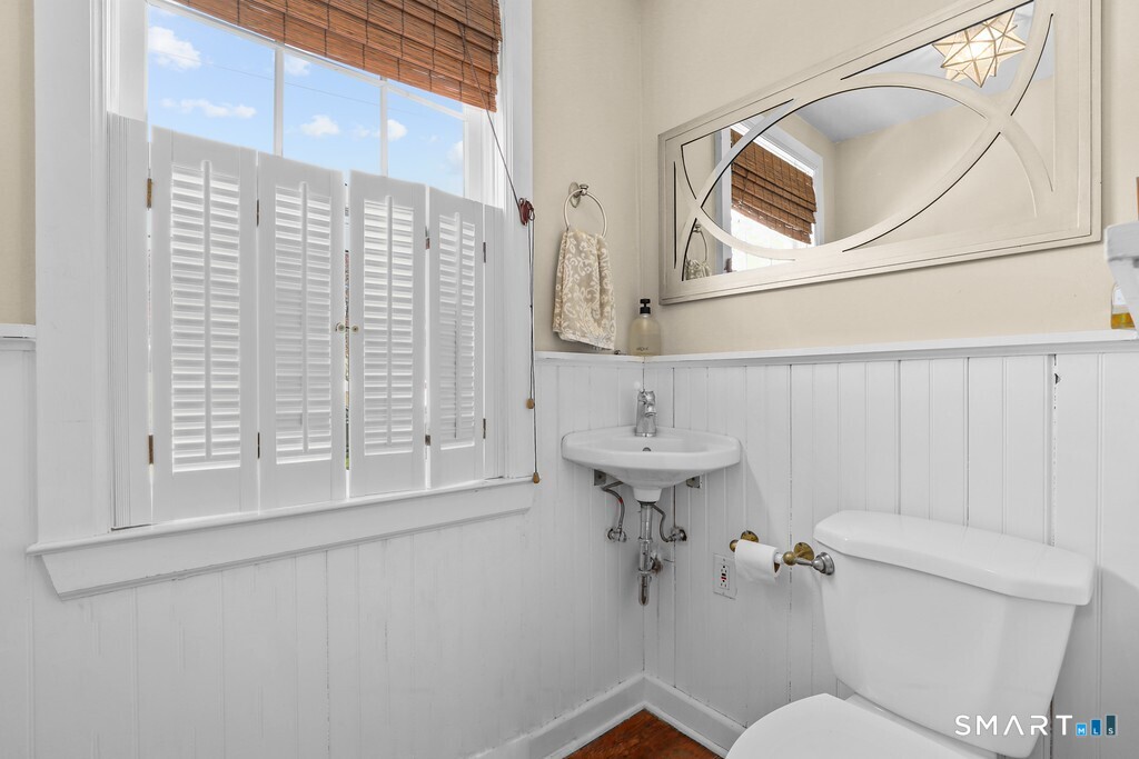 24 Island Hill Avenue Property Photo 14