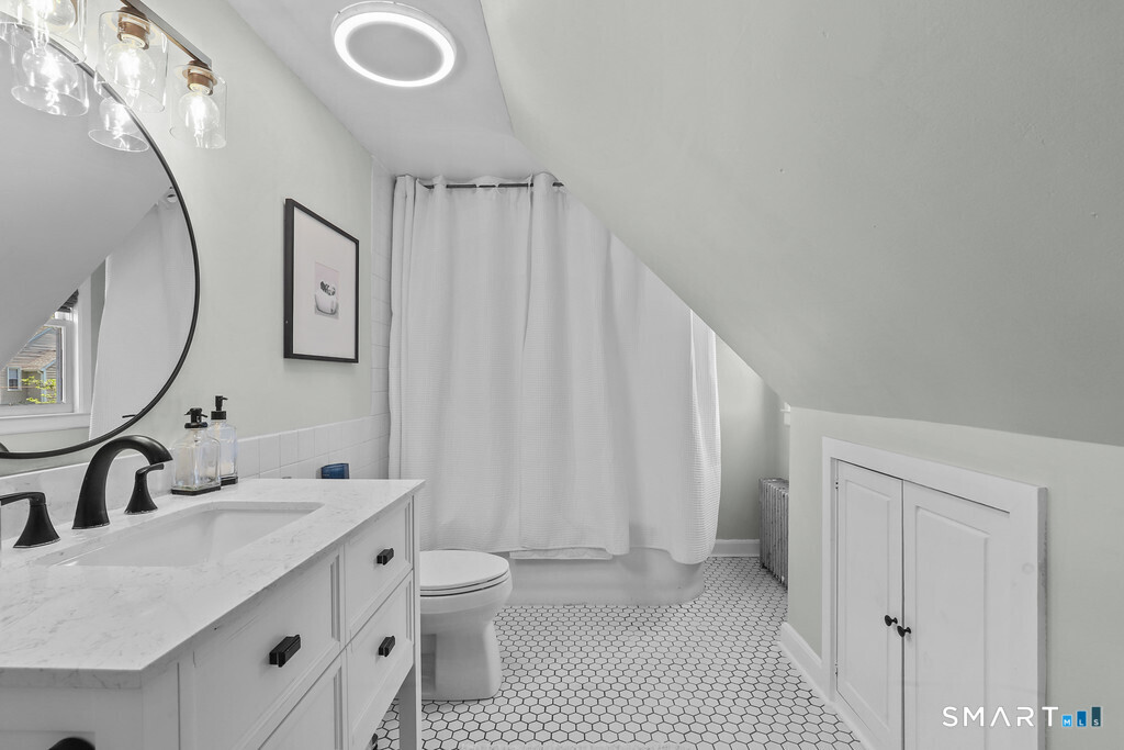 24 Island Hill Avenue Property Photo 22