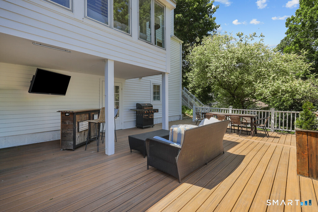 24 Island Hill Avenue Property Photo 31