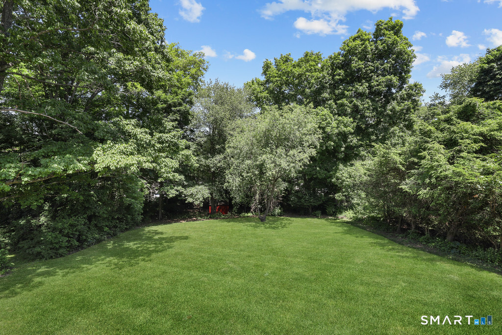 24 Island Hill Avenue Property Photo 32