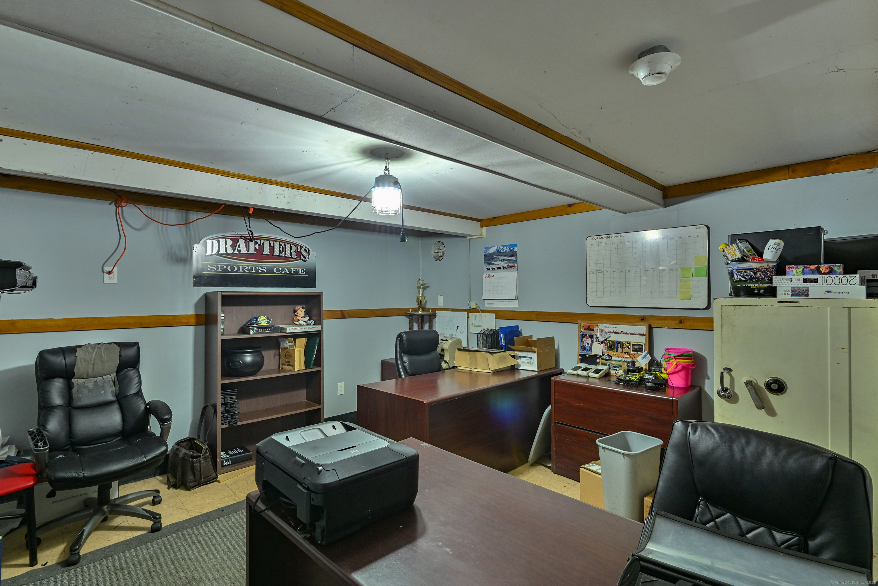 1017 Riverside Drive Property Photo 31