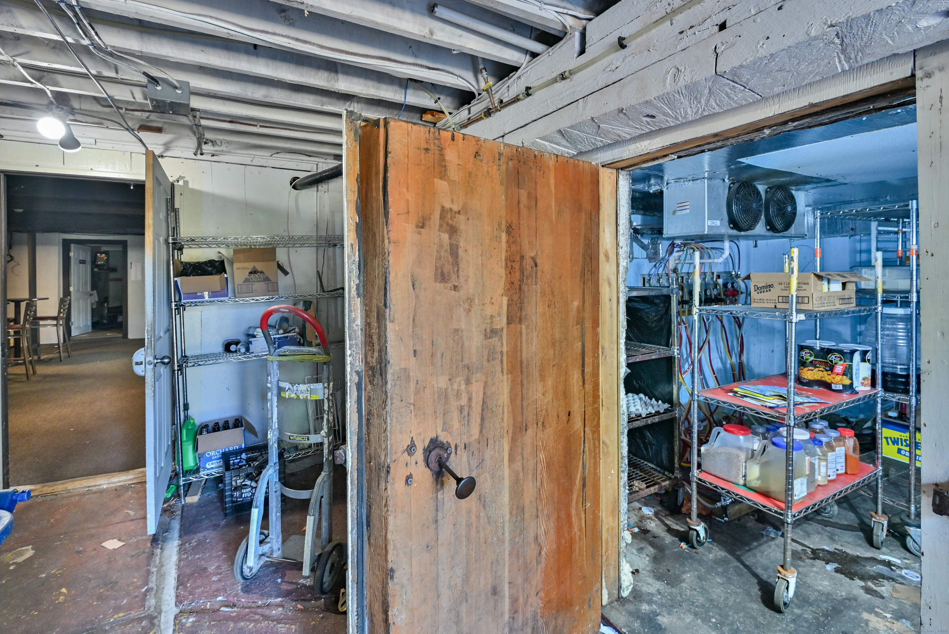 1017 Riverside Drive Property Photo 39