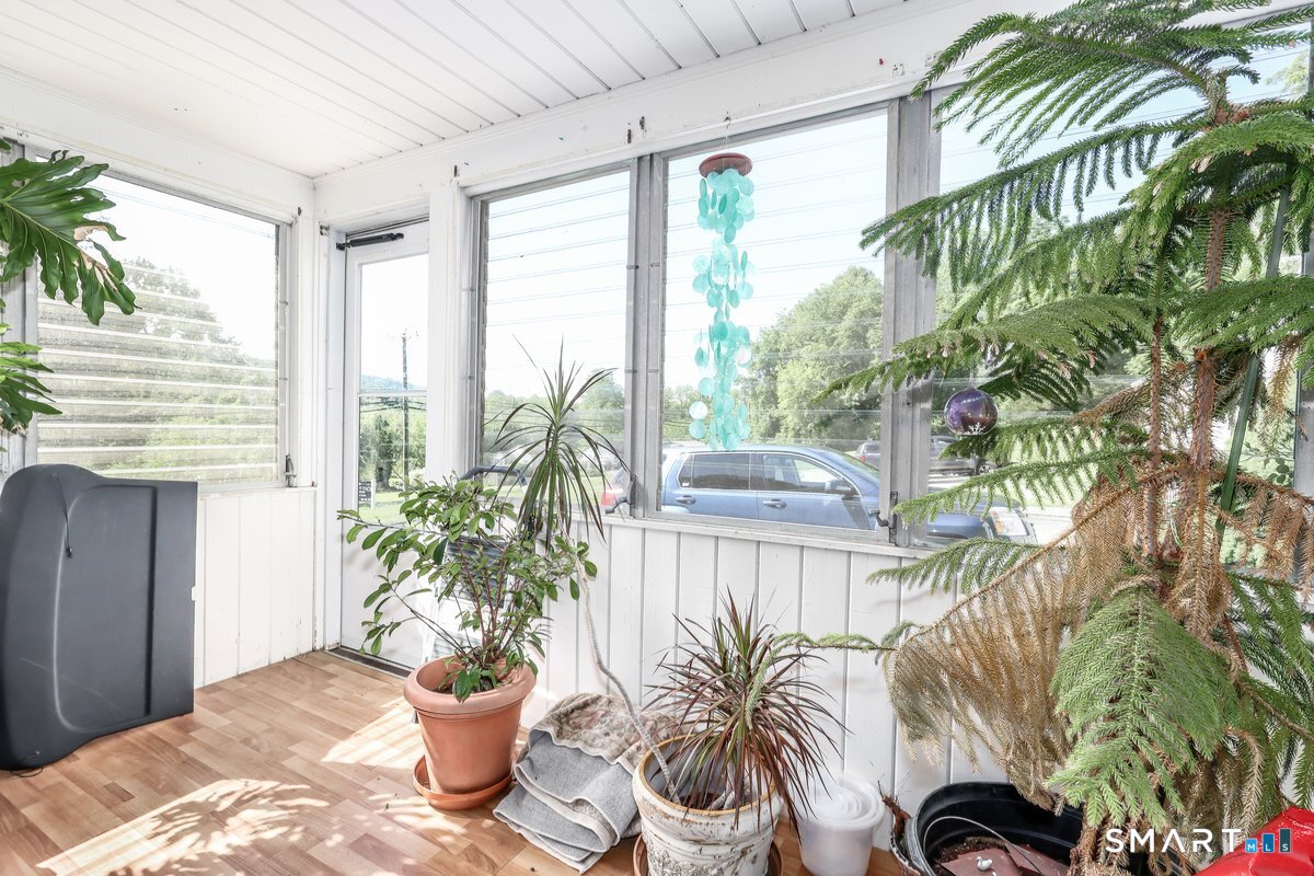 121 Litchfield Road Property Photo 12