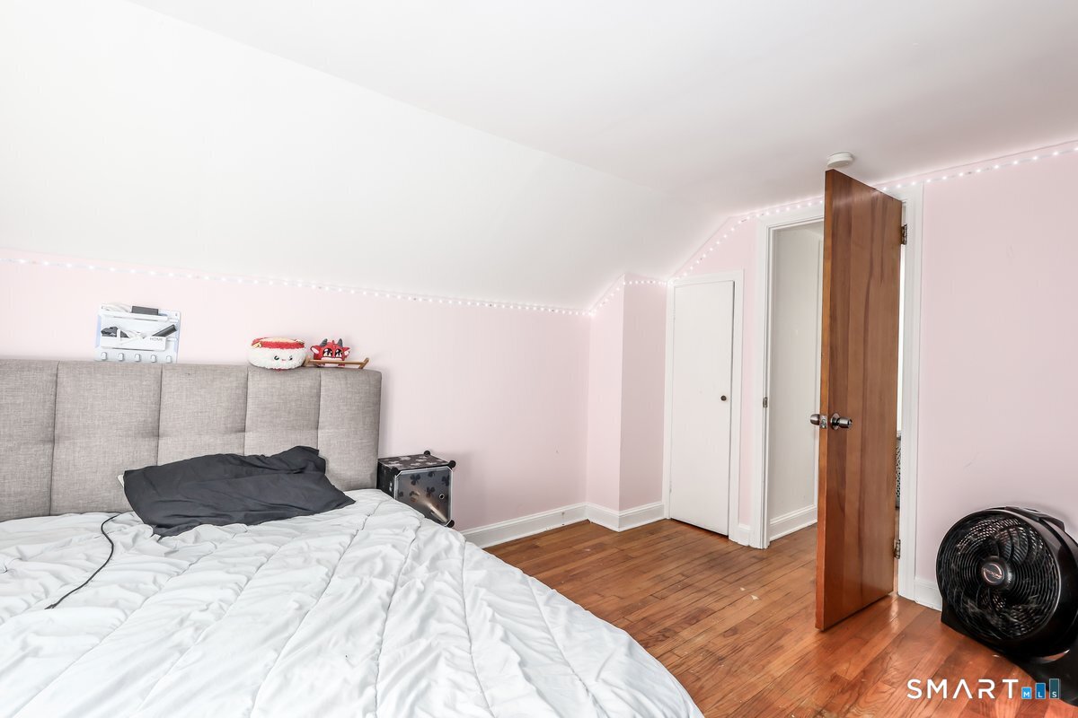 121 Litchfield Road Property Photo 14