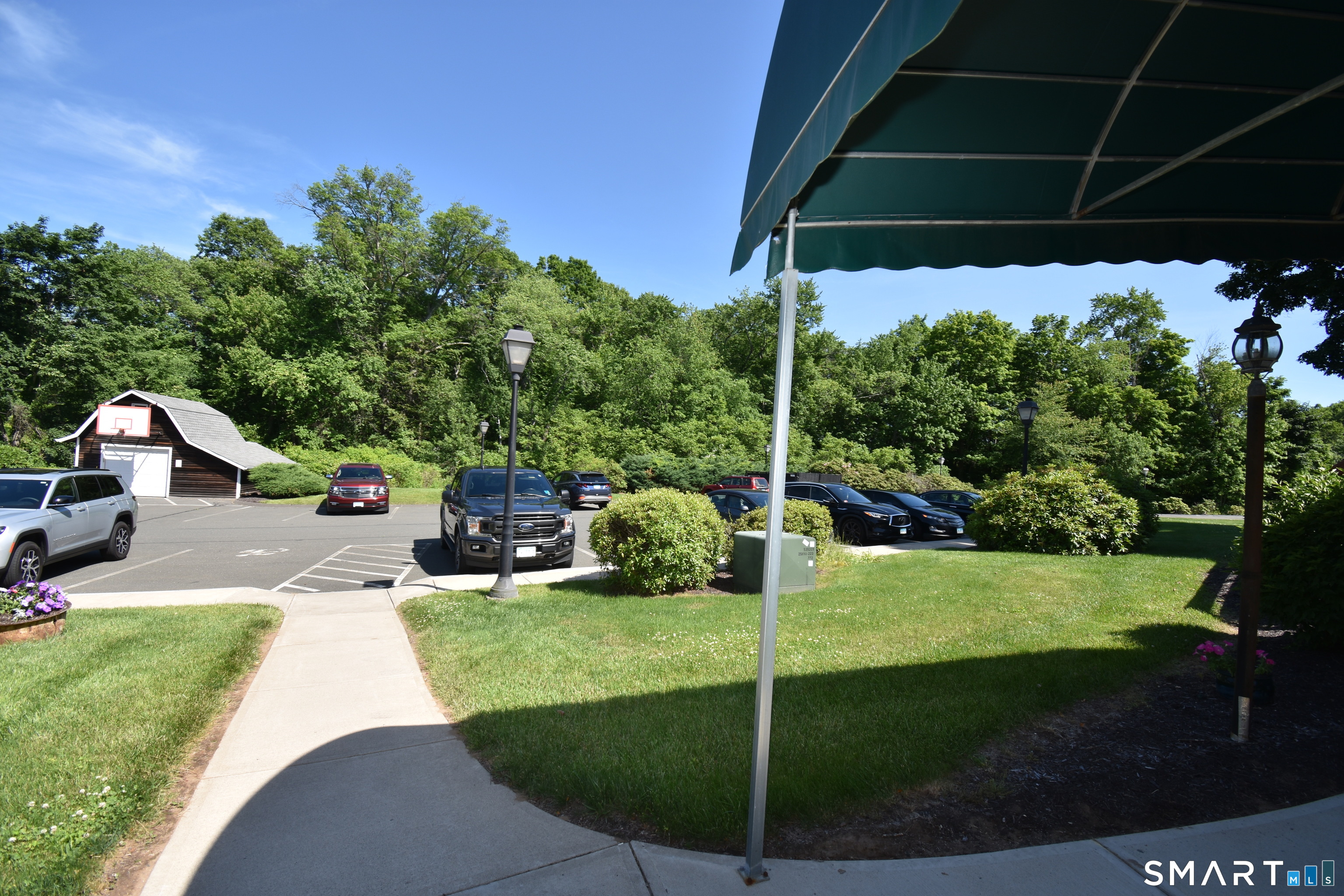 24181999 Property Photo 26