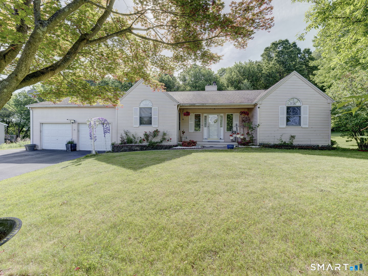 300 Hilltop Road Property Photo 1