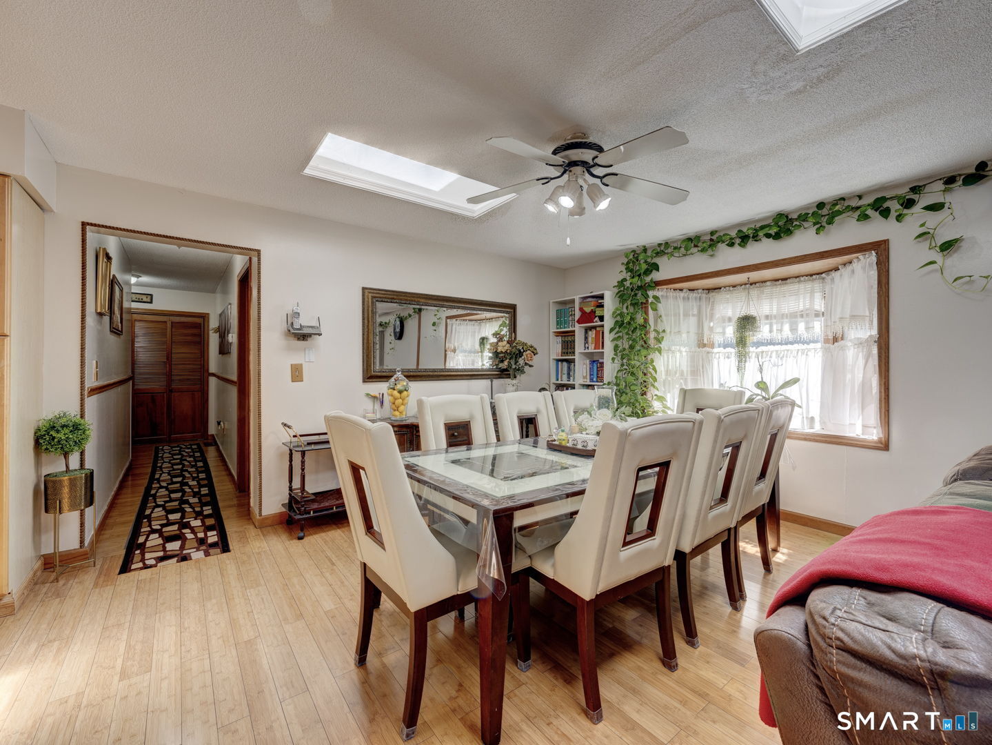 300 Hilltop Road Property Photo 12