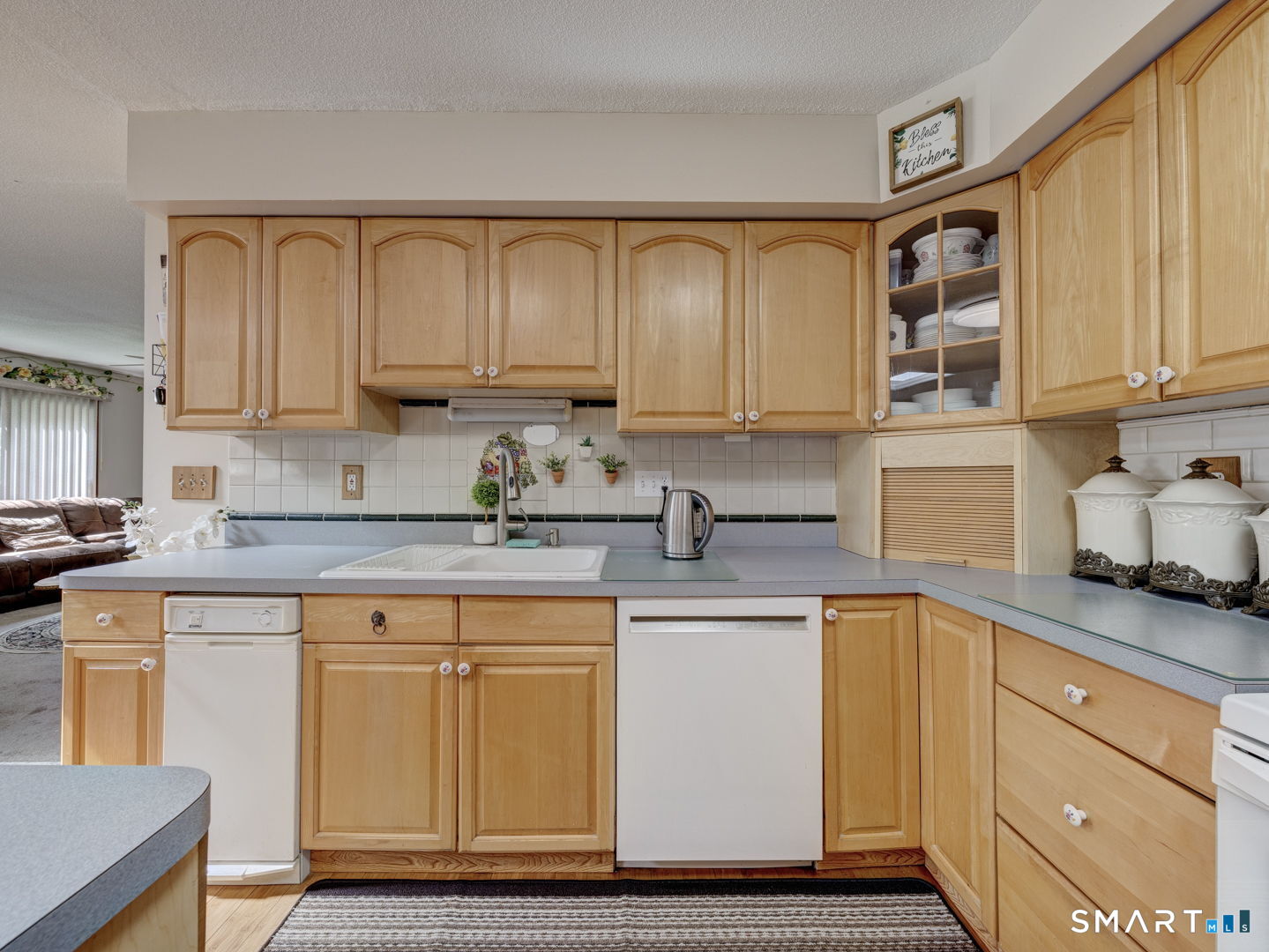 300 Hilltop Road Property Photo 19