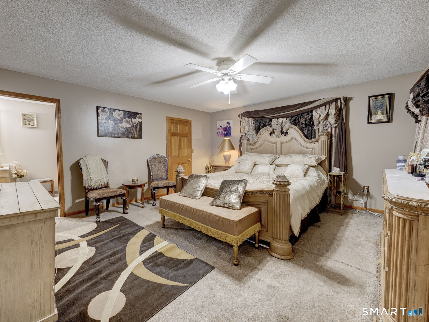 300 Hilltop Road Property Photo 22