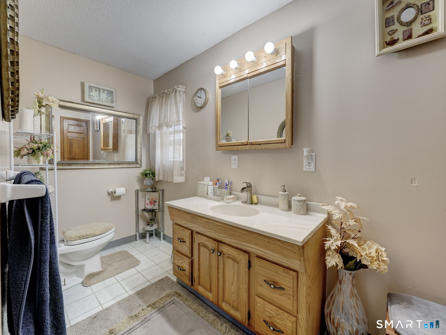 300 Hilltop Road Property Photo 24