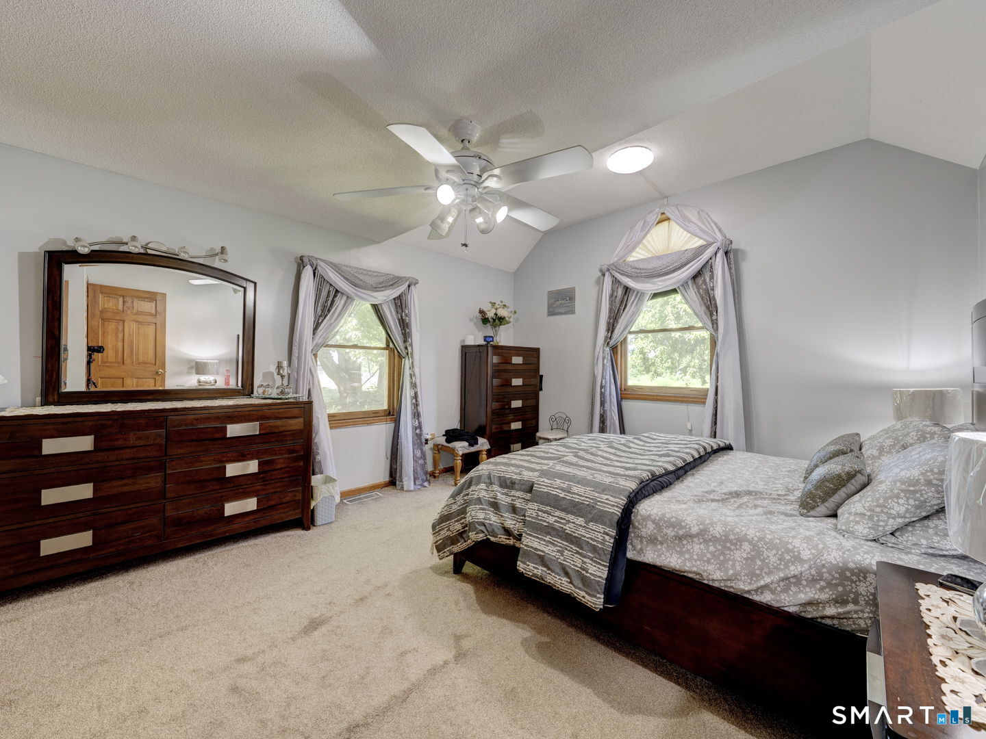300 Hilltop Road Property Photo 27