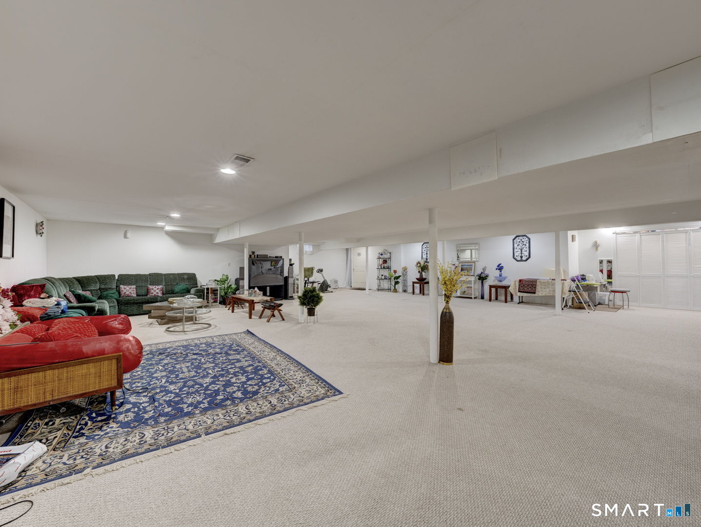 300 Hilltop Road Property Photo 32