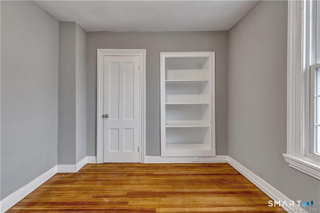 981 State 2 Street Property Photo 6