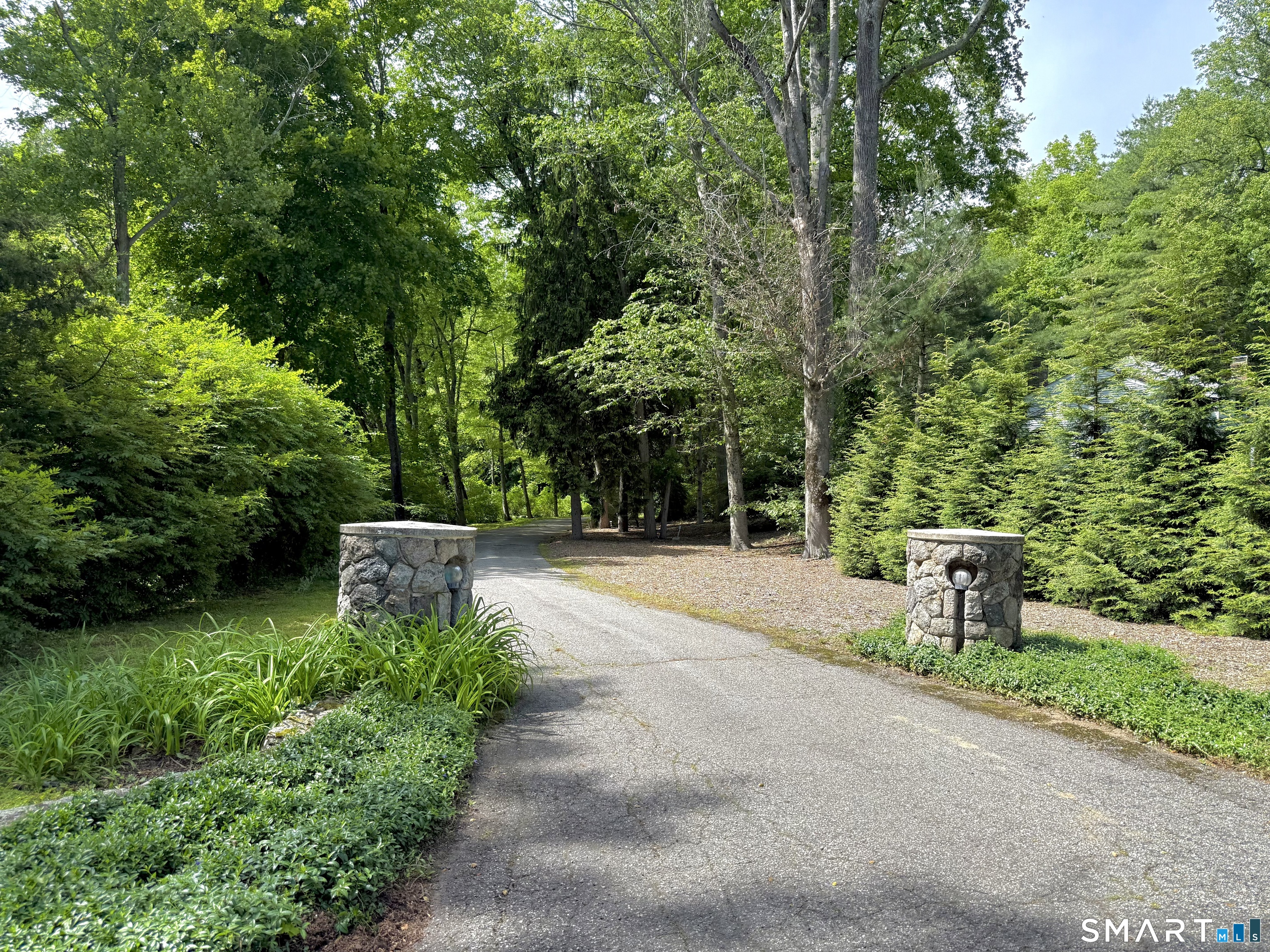 9 Morehouse Lane Property Photo 25