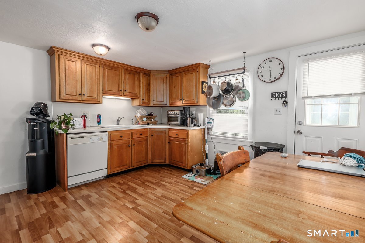 121 Litchfield Road Property Photo 7