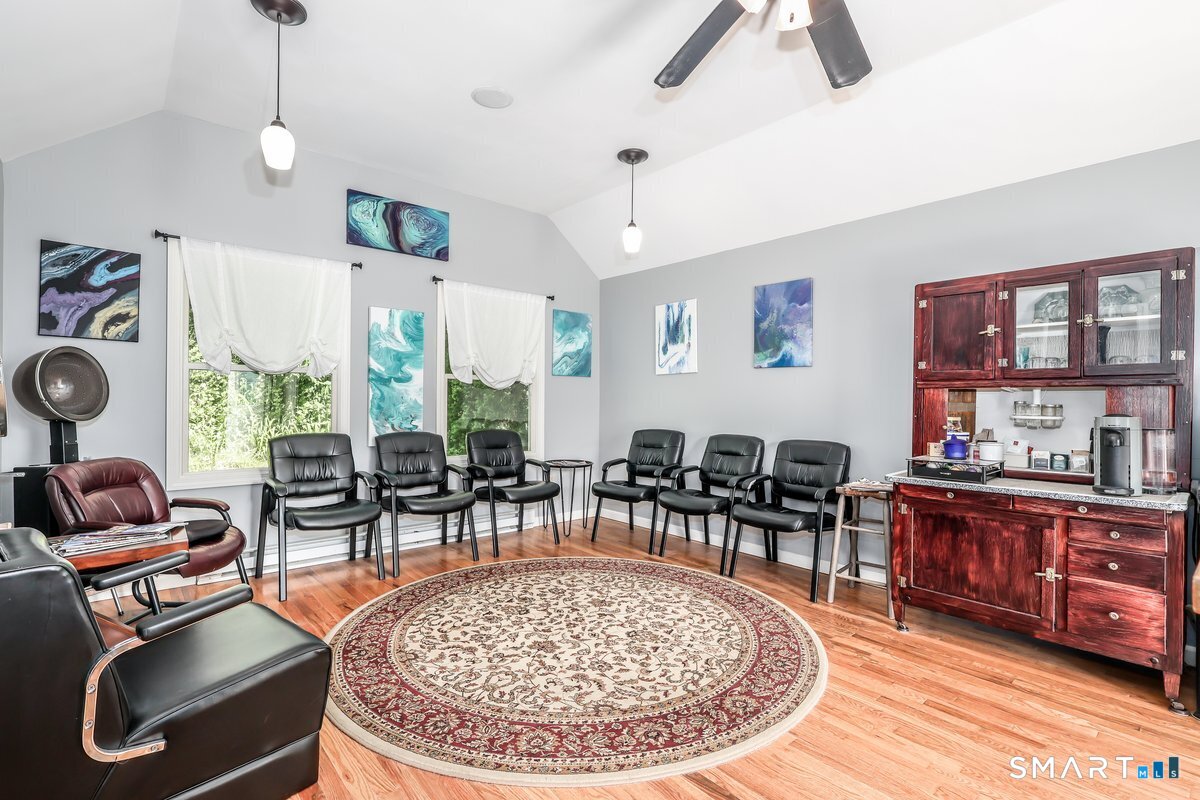 121 Litchfield Road Property Photo 19