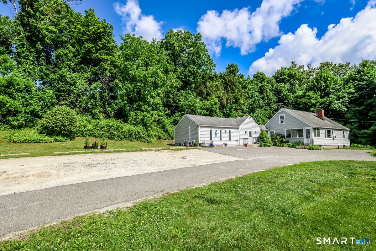 121 Litchfield Road Property Photo 23