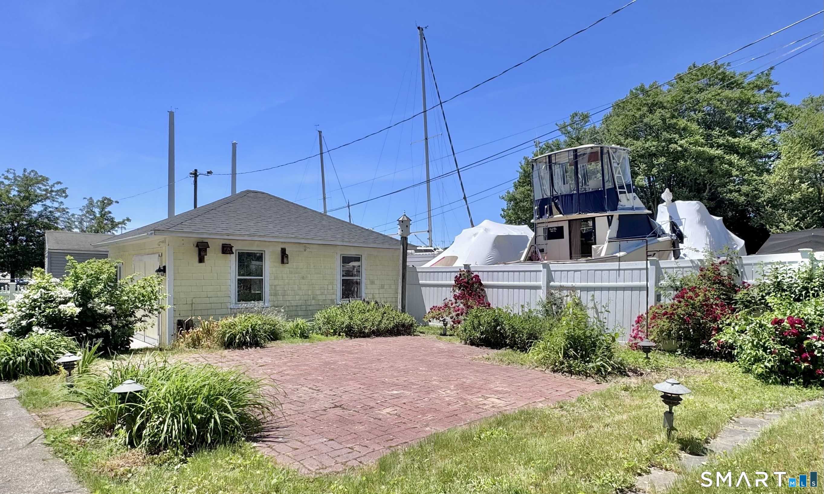 67 Wilbar Avenue Property Photo 27
