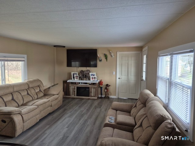 11 Eastview Road Property Photo 5