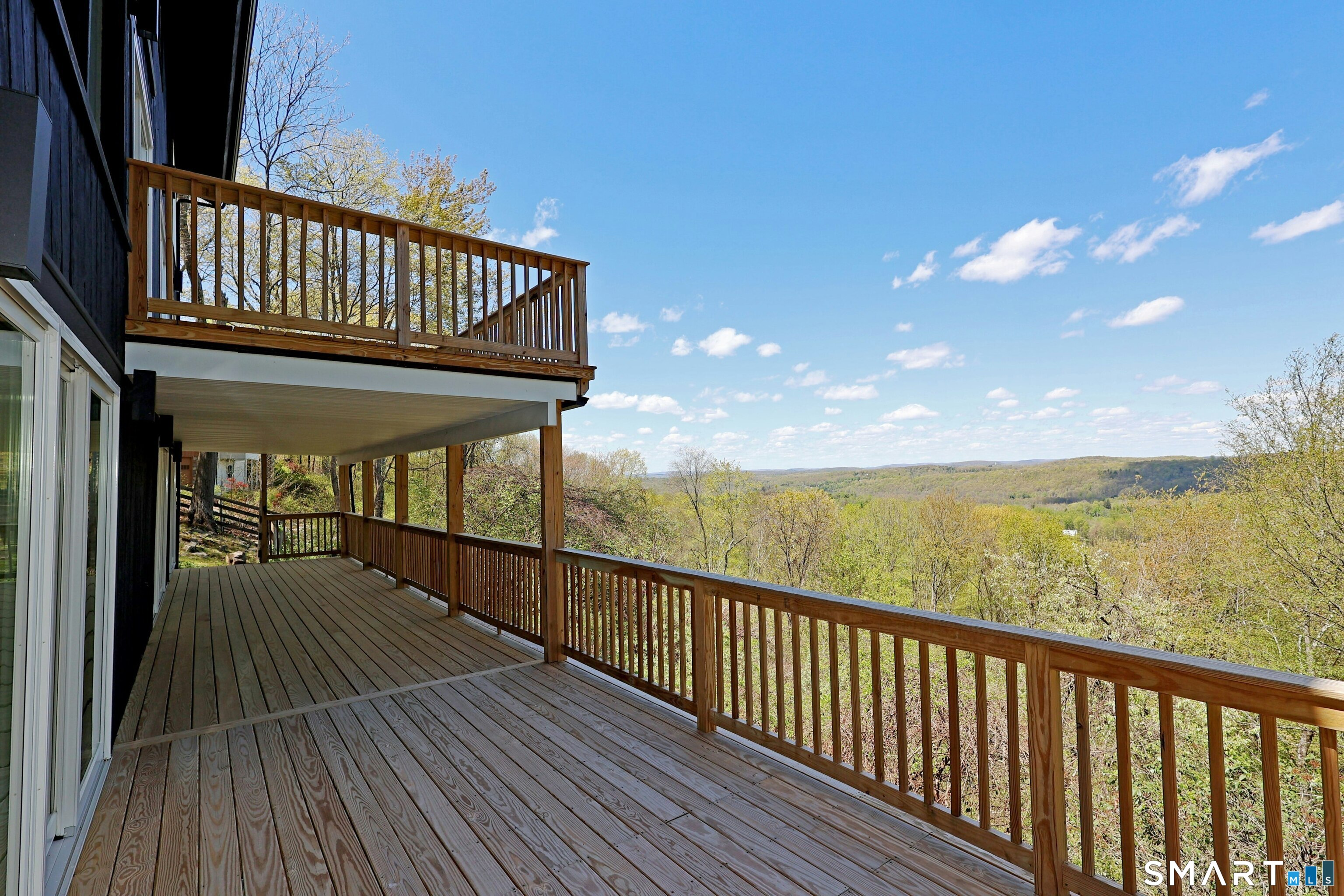 12 Hillcrest Court Property Photo 3