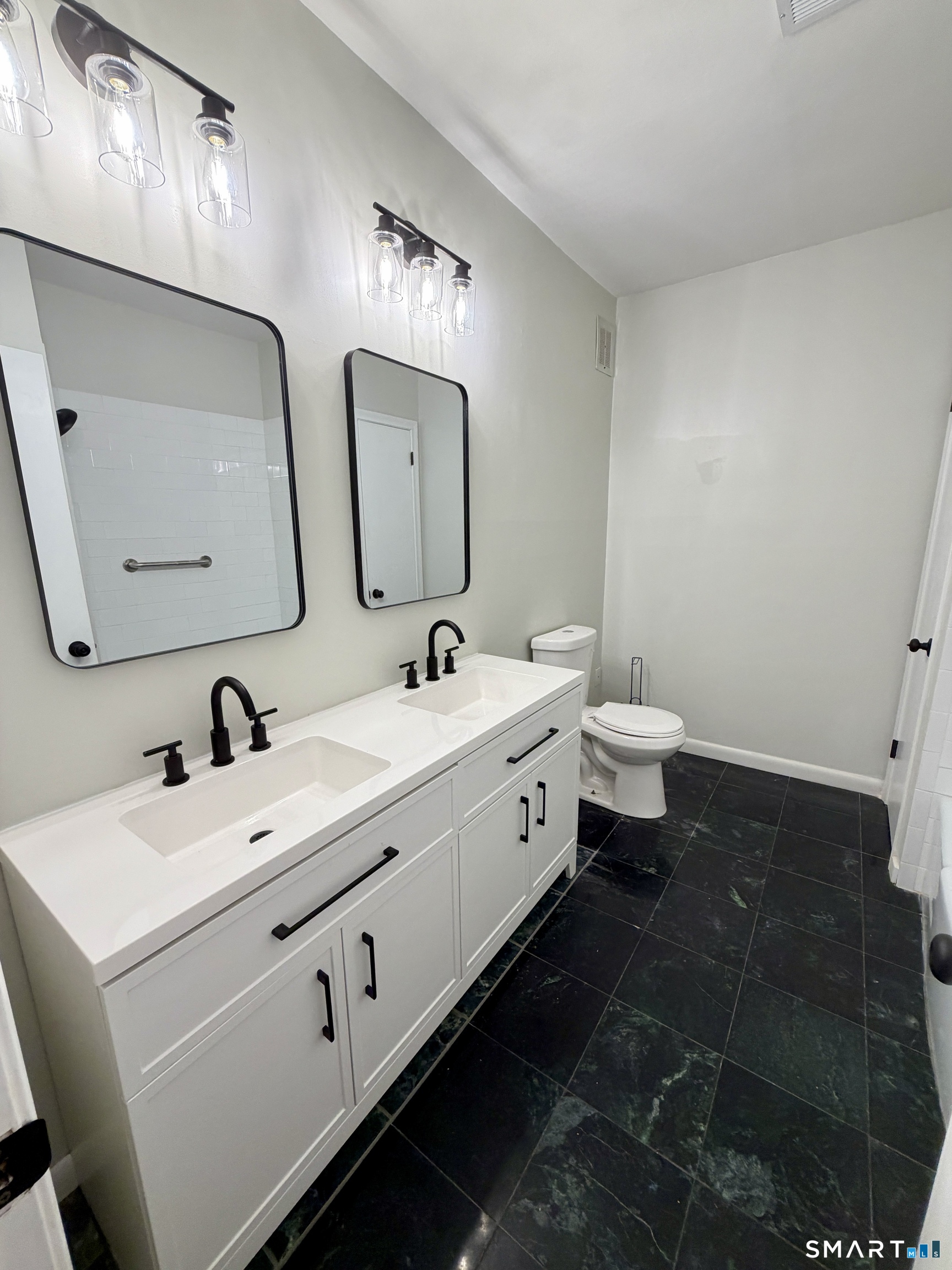 779 Prospect 5 Avenue Property Photo 8