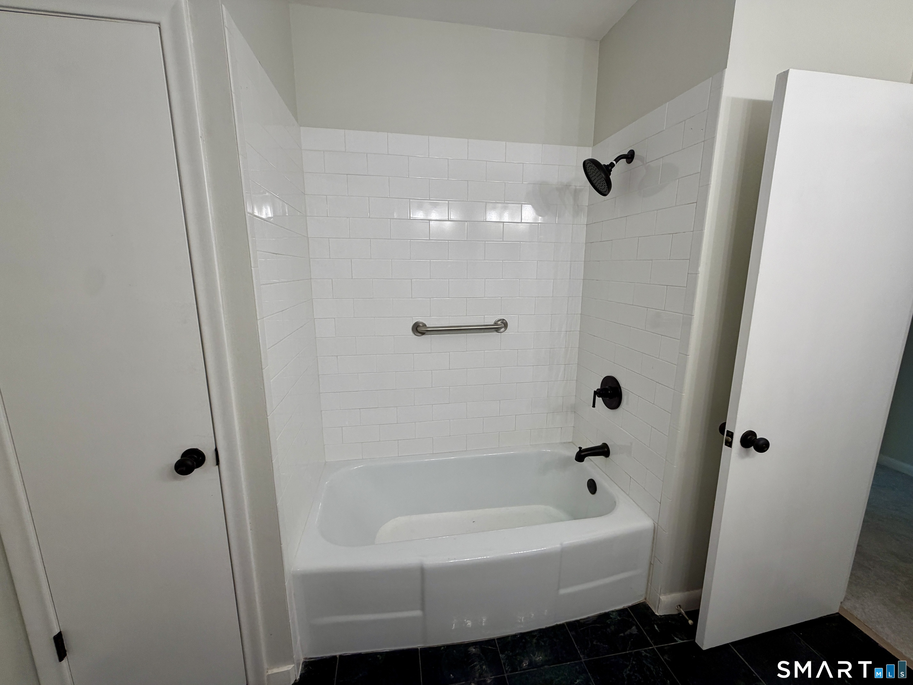 779 Prospect 5 Avenue Property Photo 9