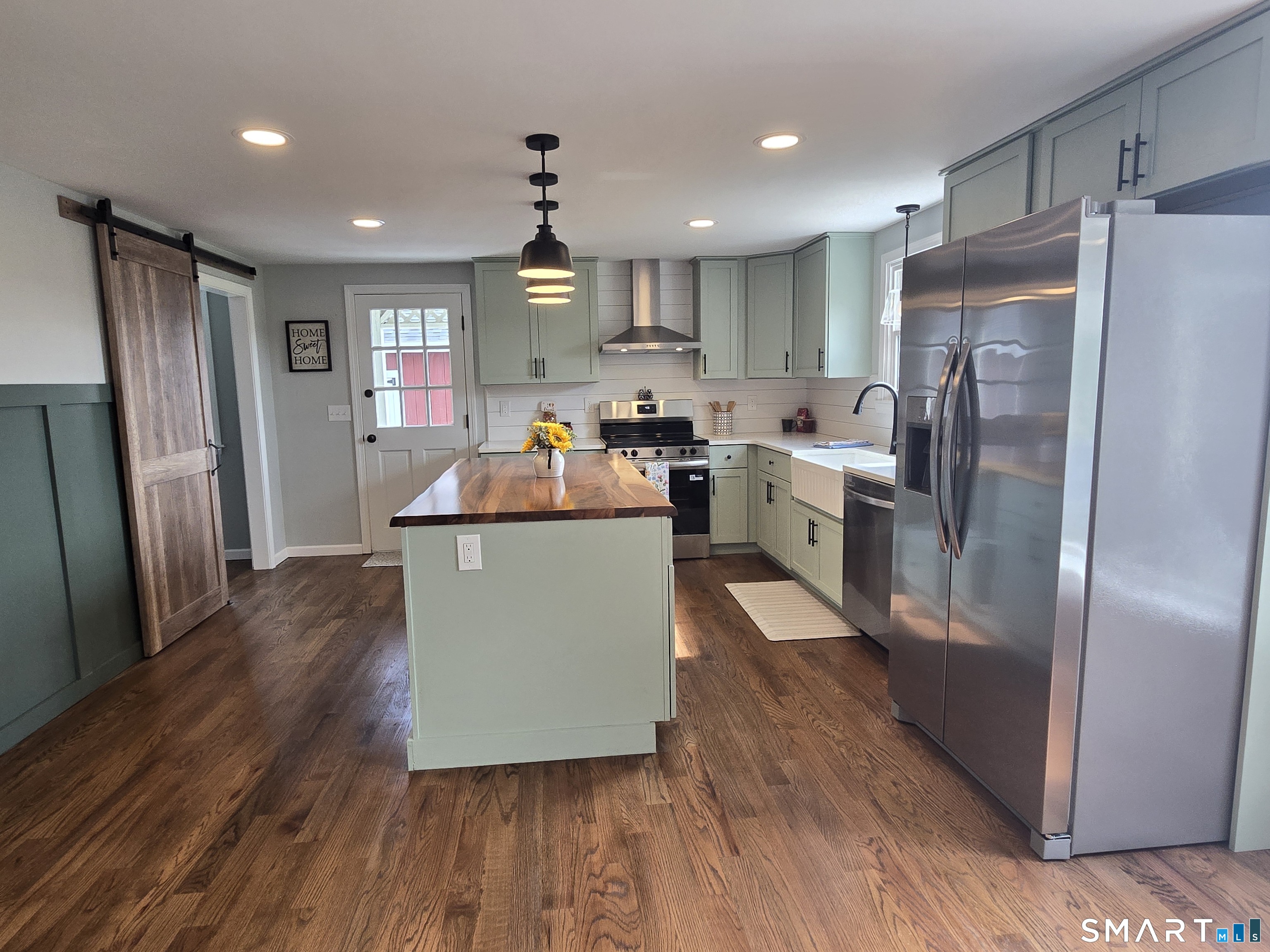 254 Jobs Hill Road Property Photo 4