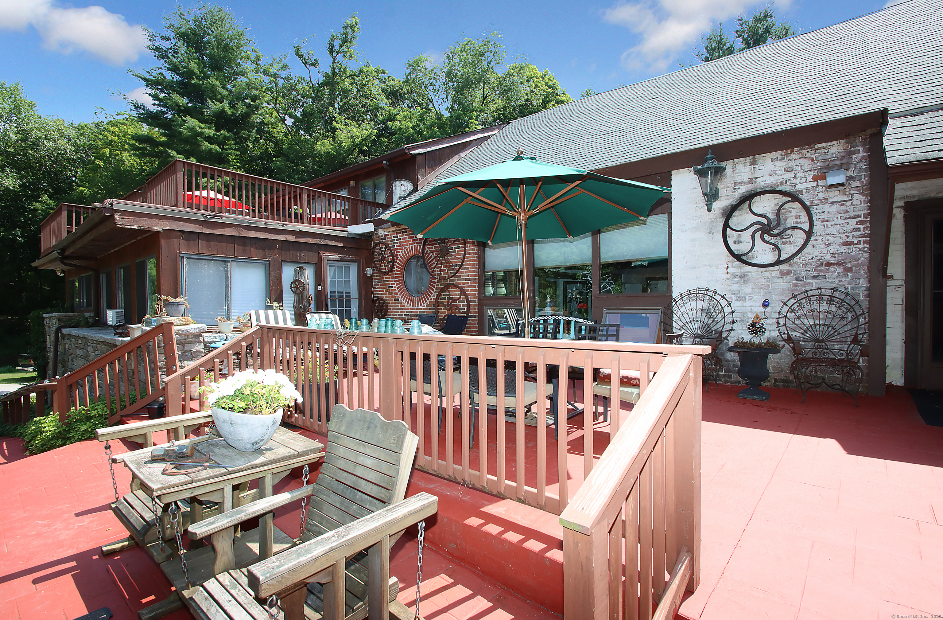 8 Dillon Road Property Photo 5