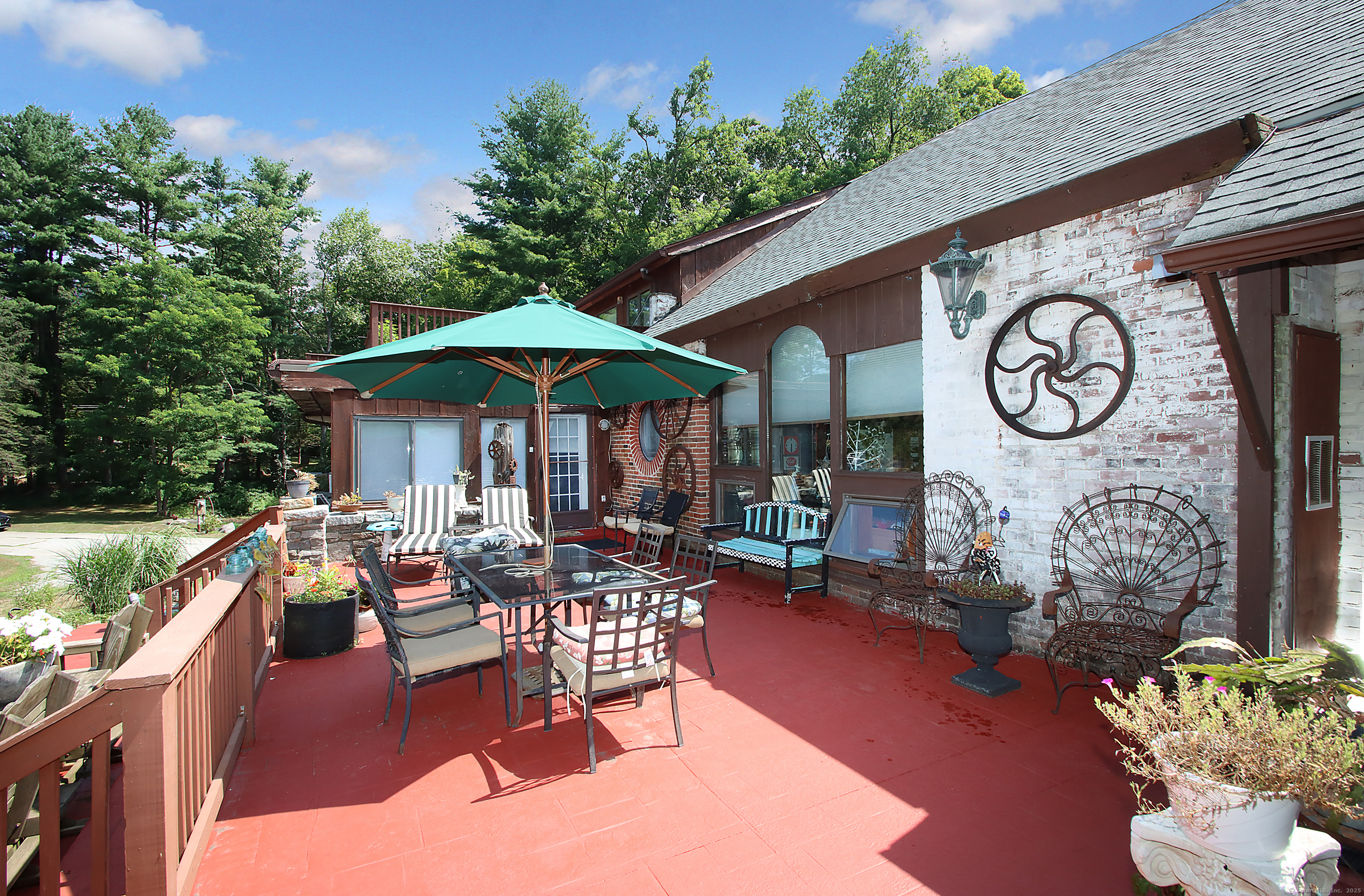 8 Dillon Road Property Photo 6