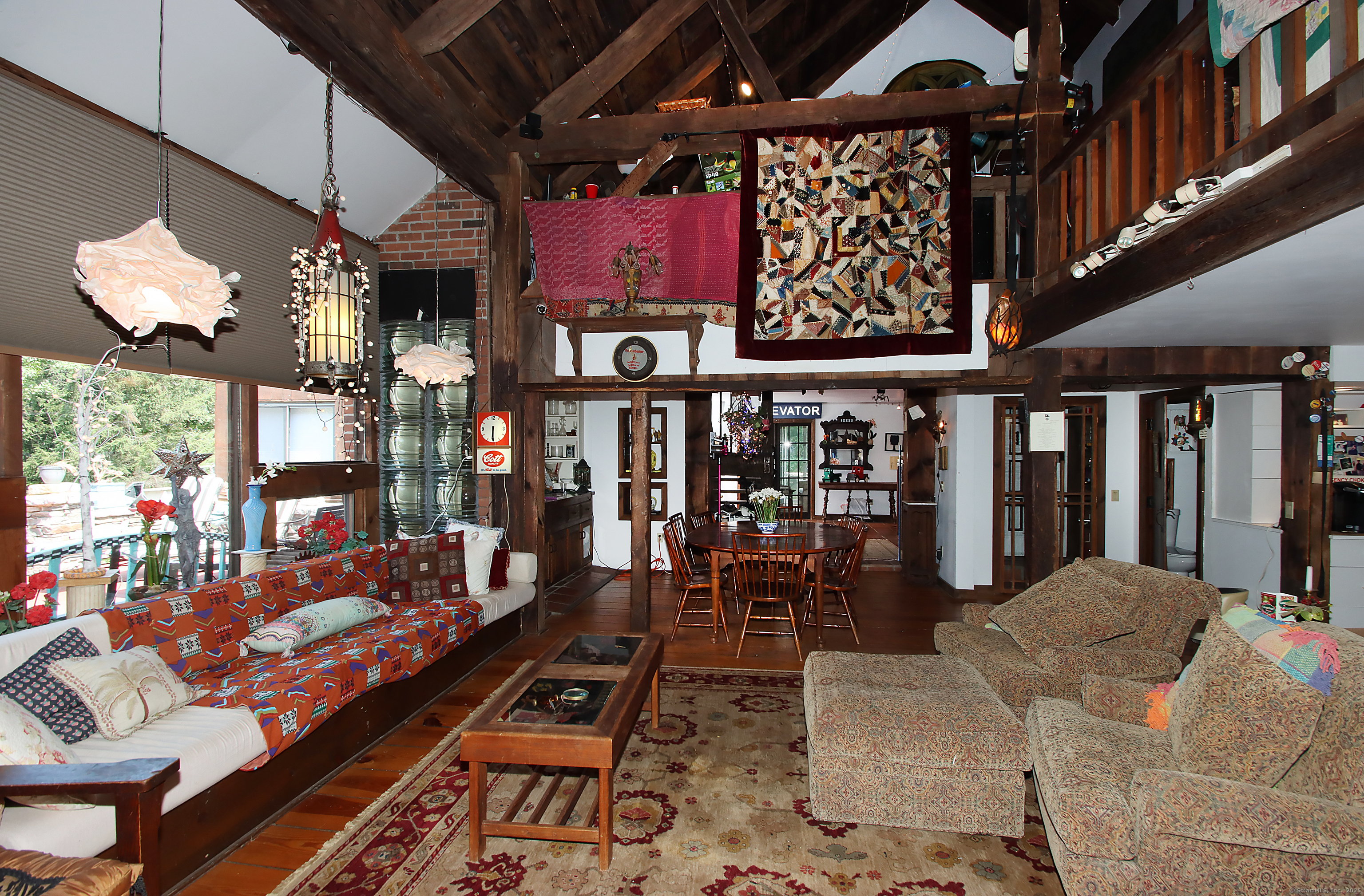 8 Dillon Road Property Photo 11