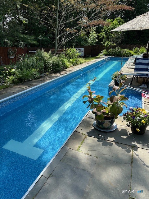 8 Dillon Road Property Photo 36