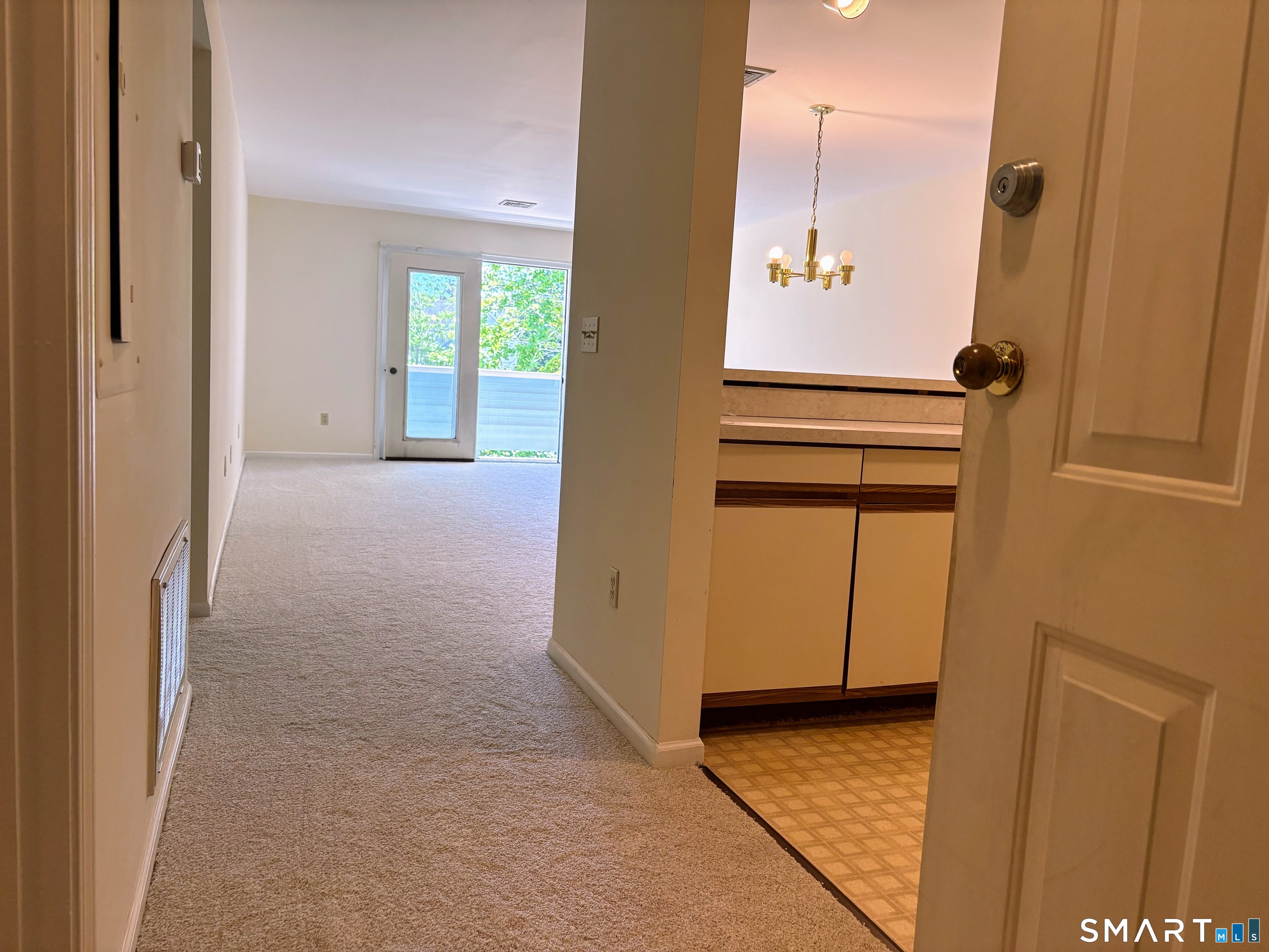 136 Deer Hill 205 Avenue Property Photo 5