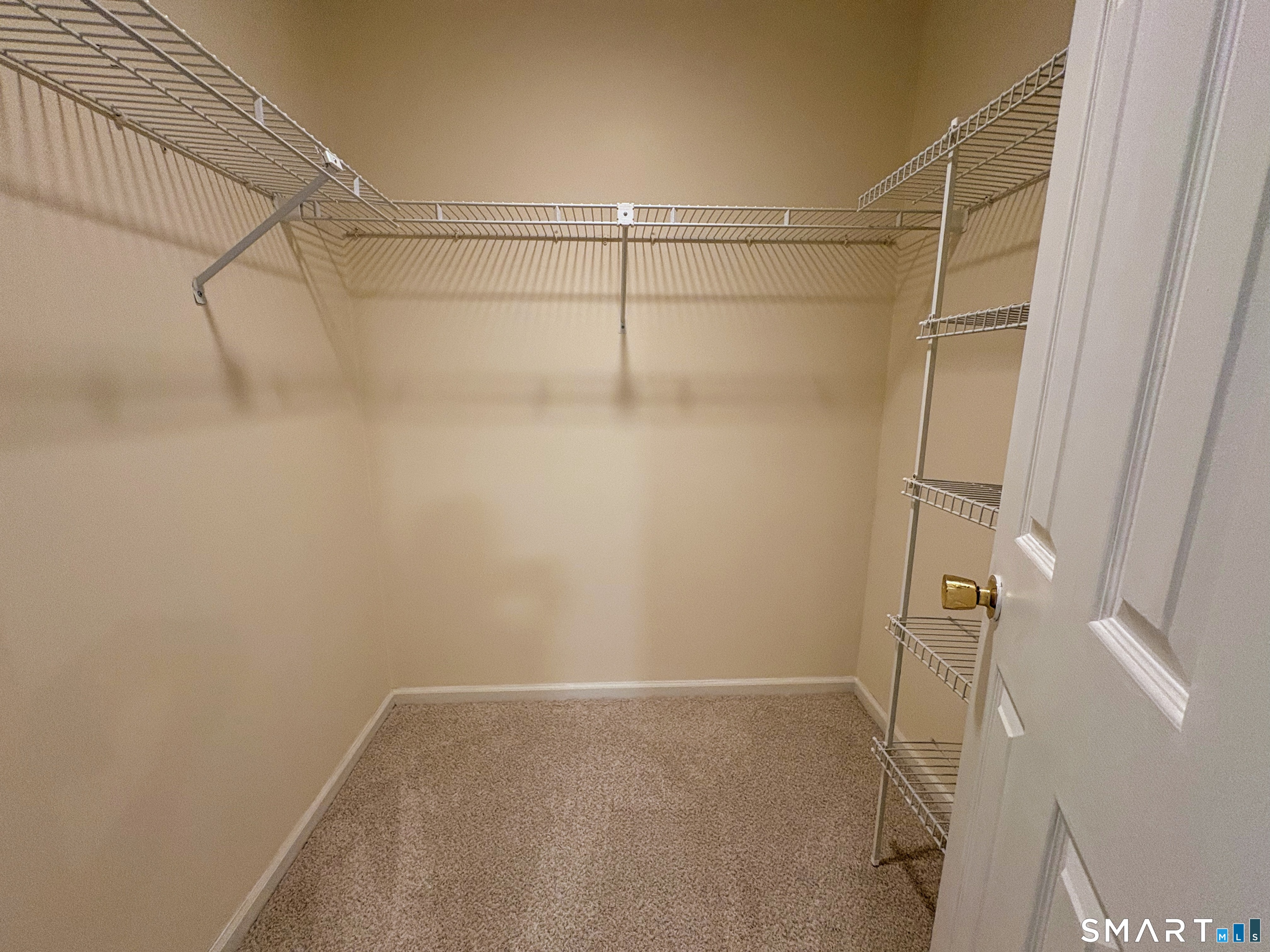136 Deer Hill 205 Avenue Property Photo 7