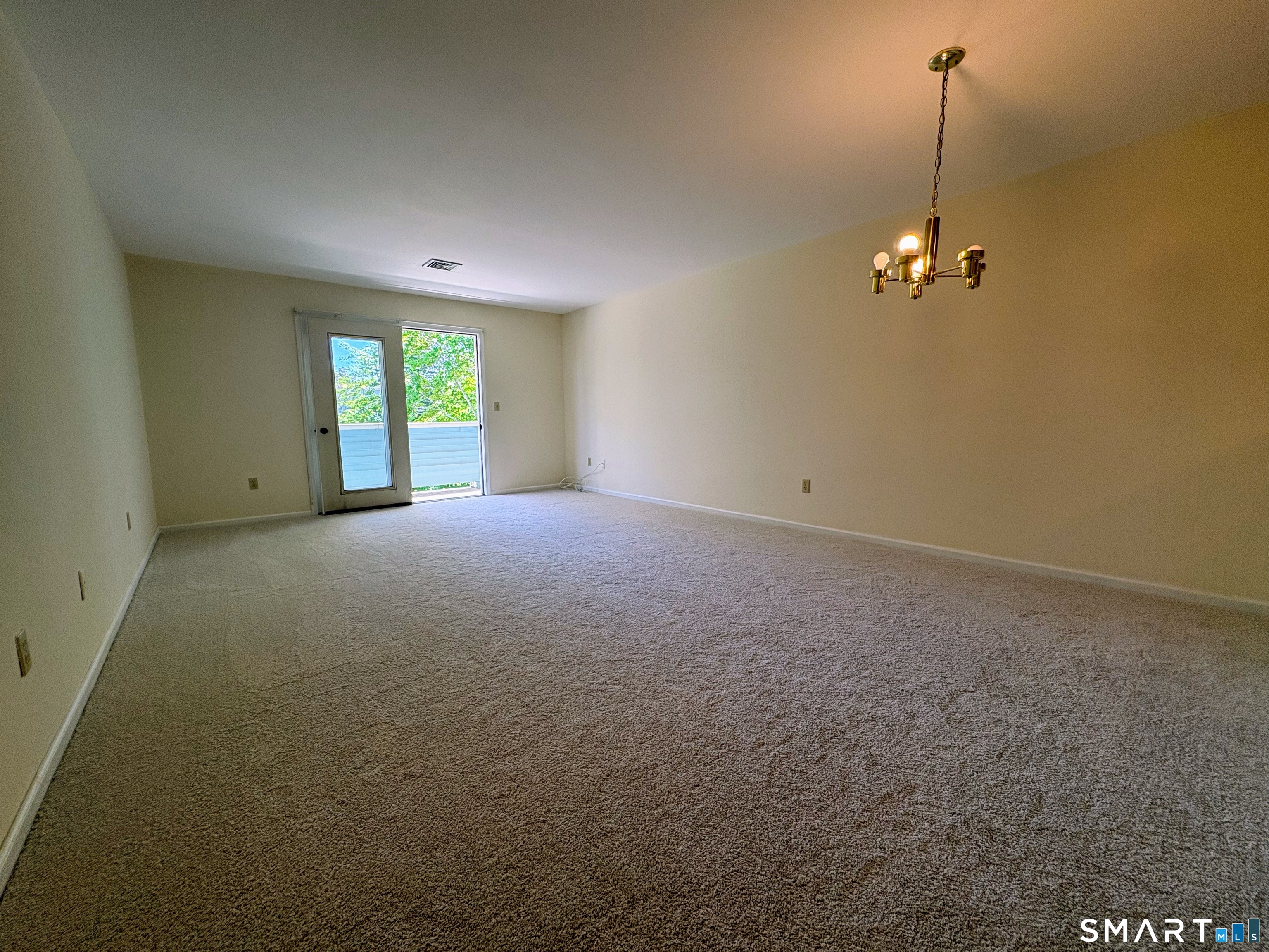 136 Deer Hill 205 Avenue Property Photo 19