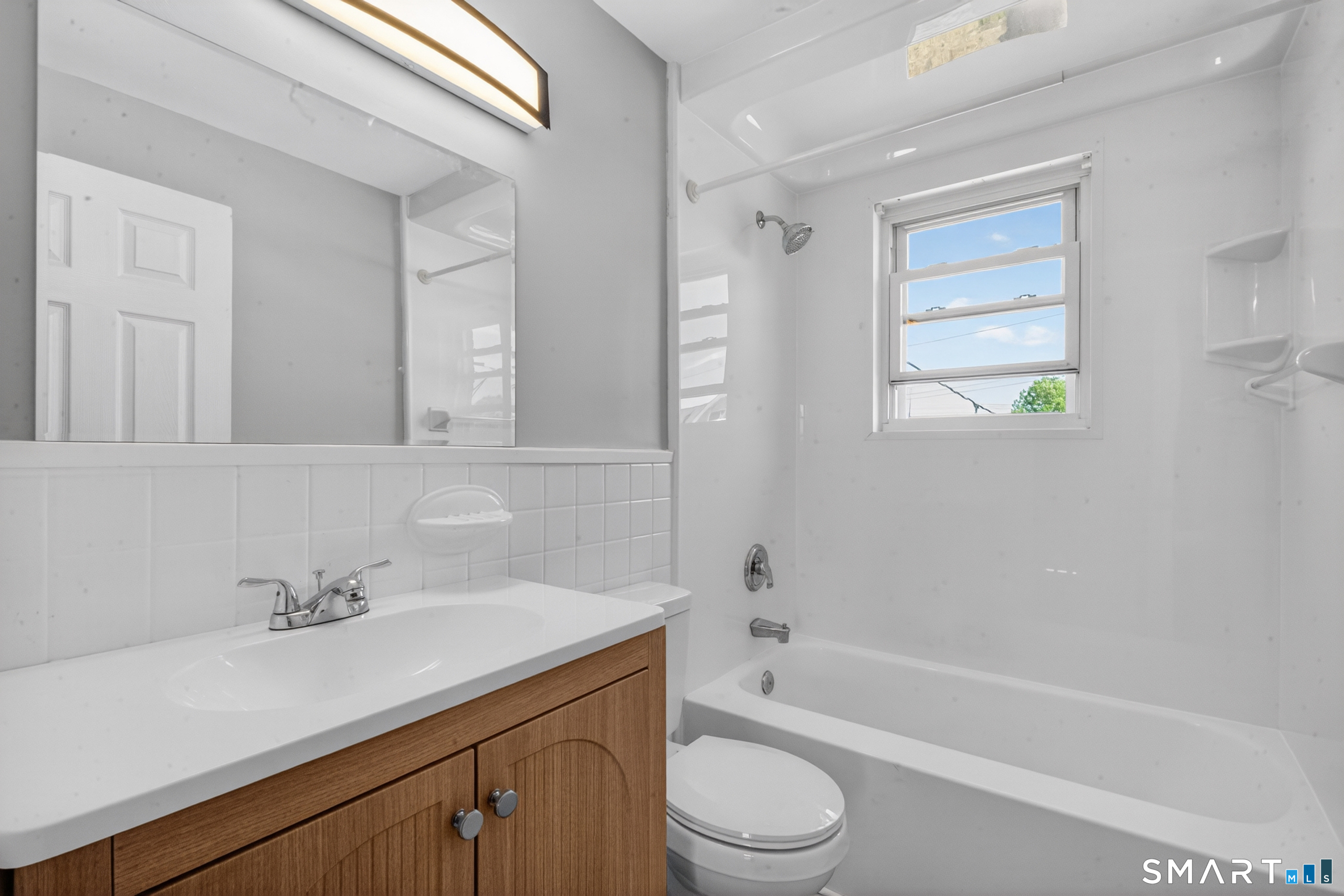 364 Main 6 Street Property Photo 10