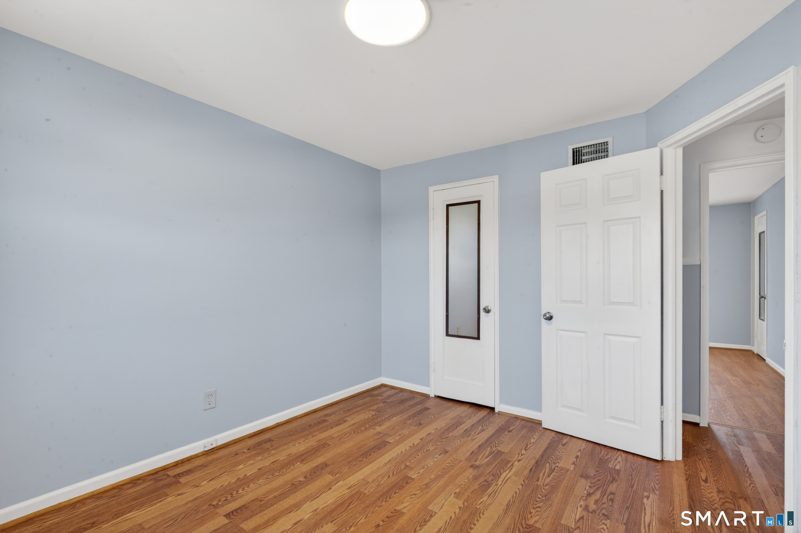 364 Main 6 Street Property Photo 11