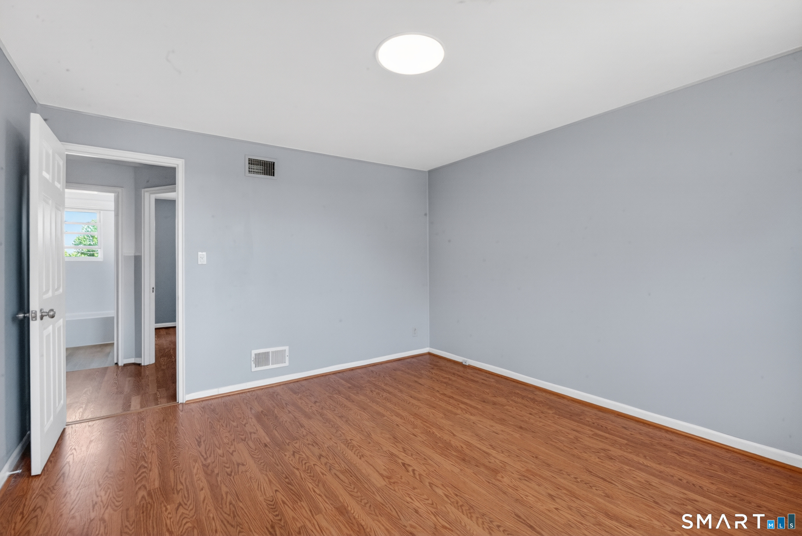 364 Main 6 Street Property Photo 16