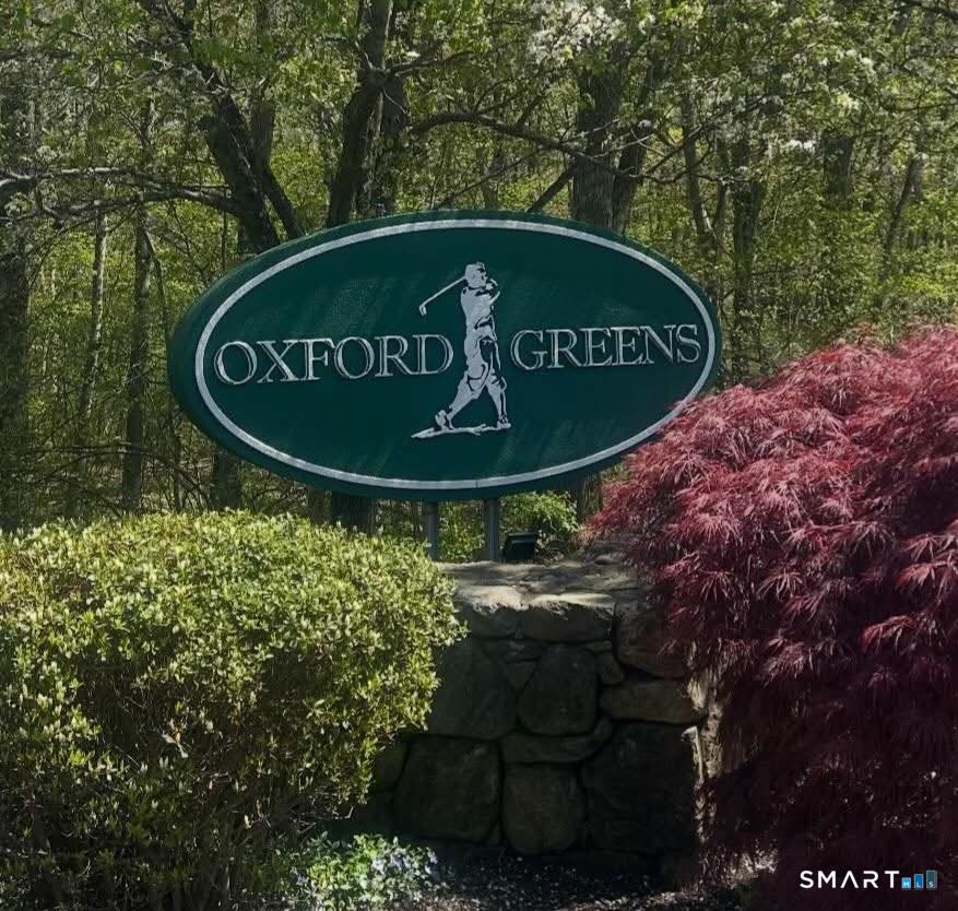 527 Putting Green 527 Lane Property Photo 2