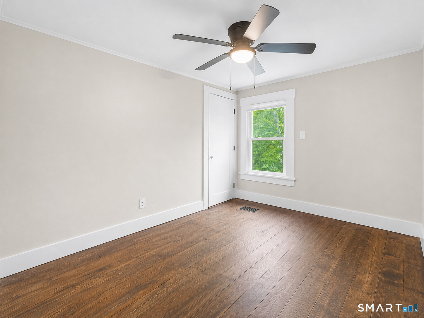 56 Evergreen Avenue Property Photo 14