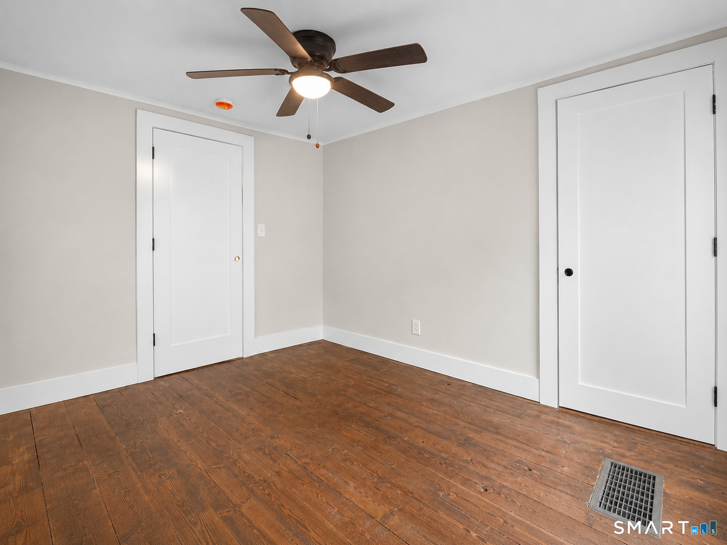 56 Evergreen Avenue Property Photo 15