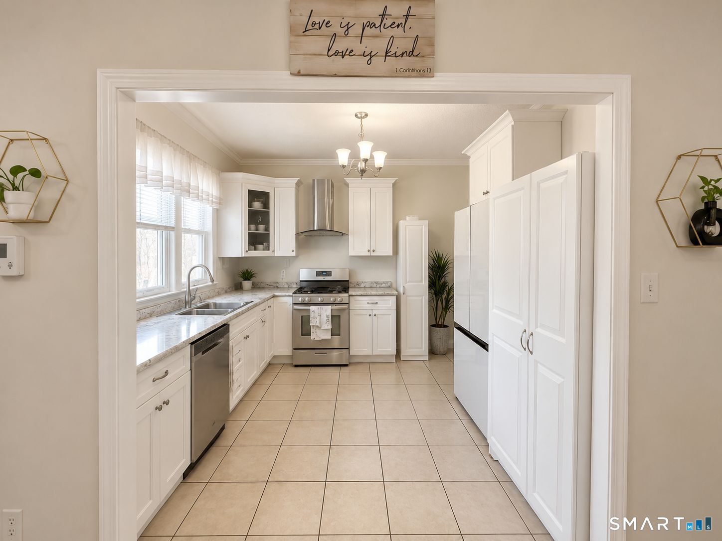 524 Wethersfield Avenue Property Photo 15