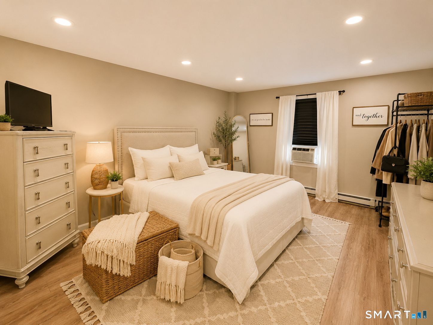 524 Wethersfield Avenue Property Photo 17