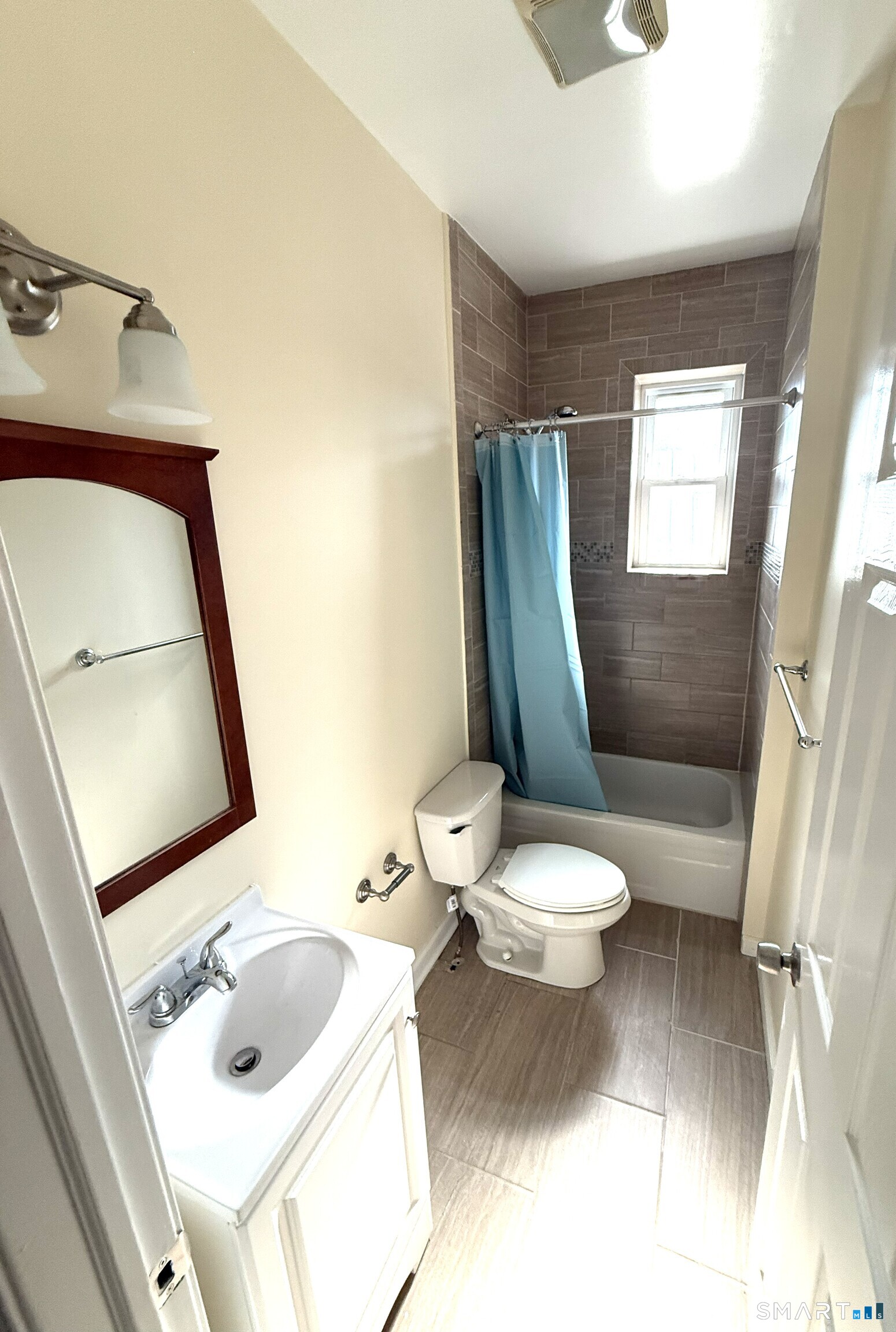 1333 East Main 1 Street Property Photo 10